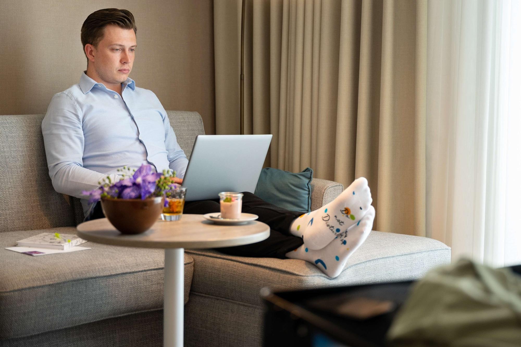 Hyatt Place Frankfurt Airport Франкфурт на Майн Екстериор снимка