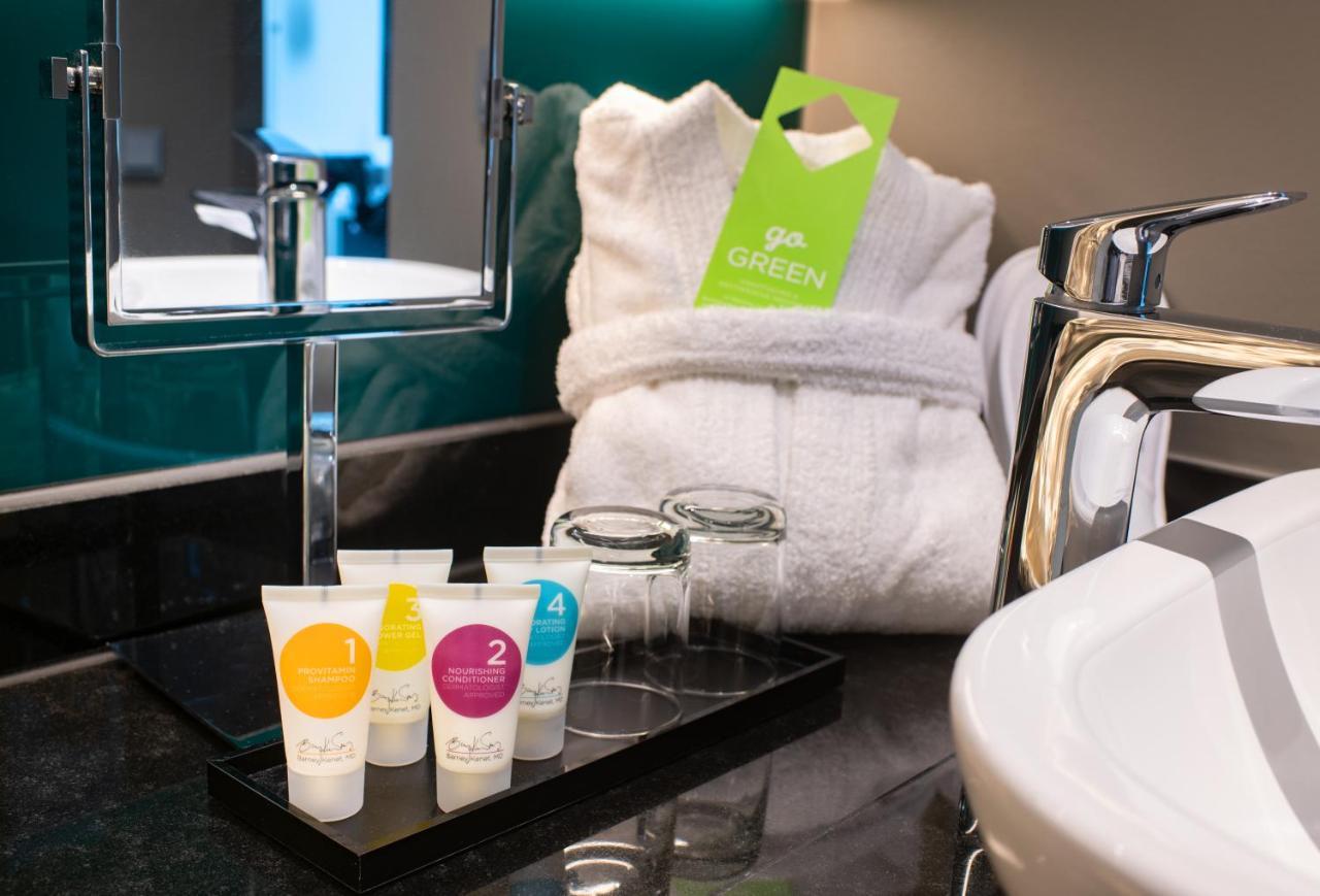 Hyatt Place Frankfurt Airport Франкфурт на Майн Екстериор снимка