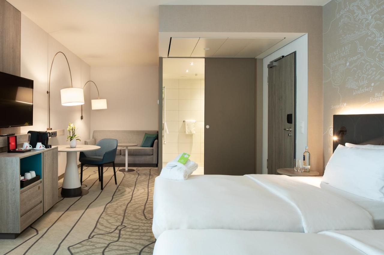 Hyatt Place Frankfurt Airport Франкфурт на Майн Екстериор снимка