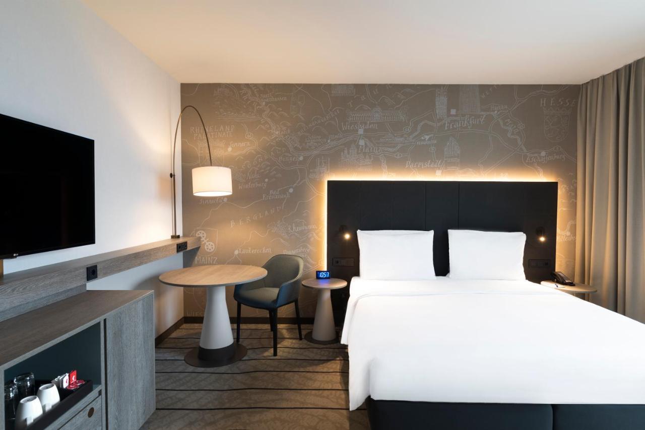 Hyatt Place Frankfurt Airport Франкфурт на Майн Екстериор снимка