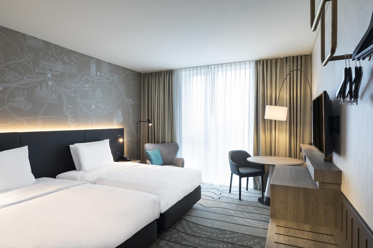 Hyatt Place Frankfurt Airport Франкфурт на Майн Екстериор снимка