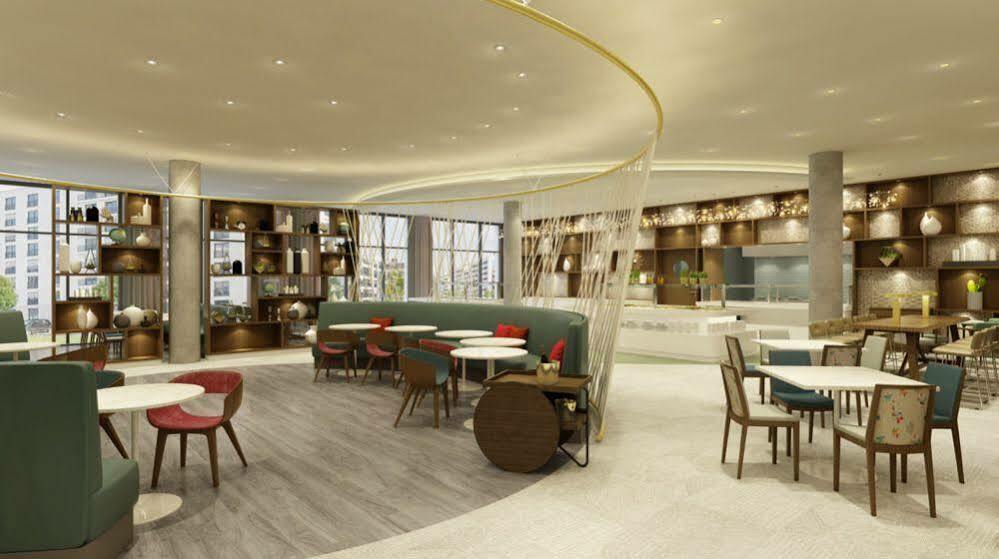 Hyatt Place Frankfurt Airport Франкфурт на Майн Екстериор снимка