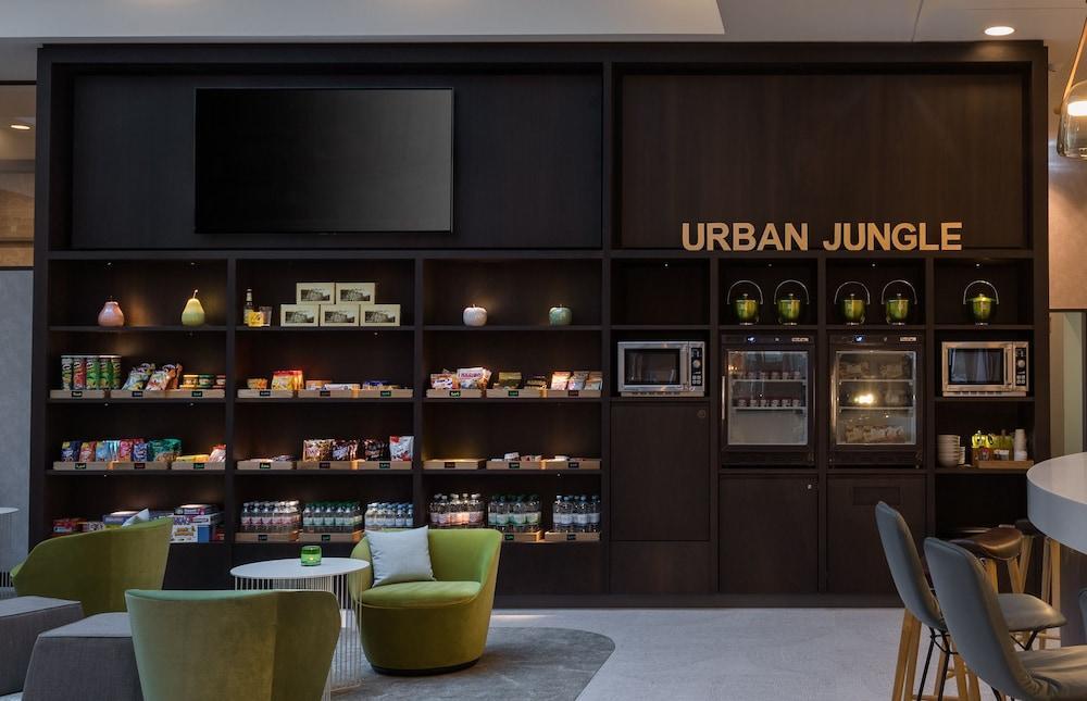 Hyatt Place Frankfurt Airport Франкфурт на Майн Екстериор снимка