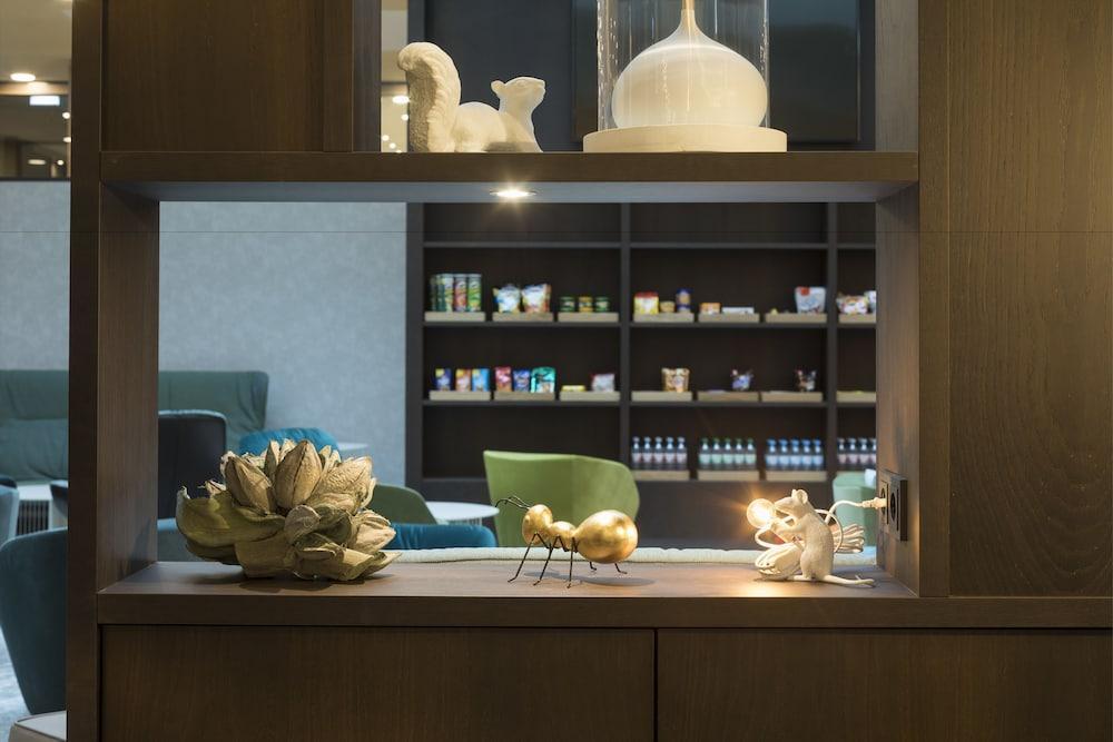 Hyatt Place Frankfurt Airport Франкфурт на Майн Екстериор снимка